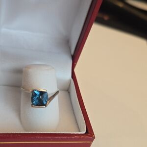 14k Checkerboard Blue Topaz Gemstone Ring. Yellow And White Gold Setting.